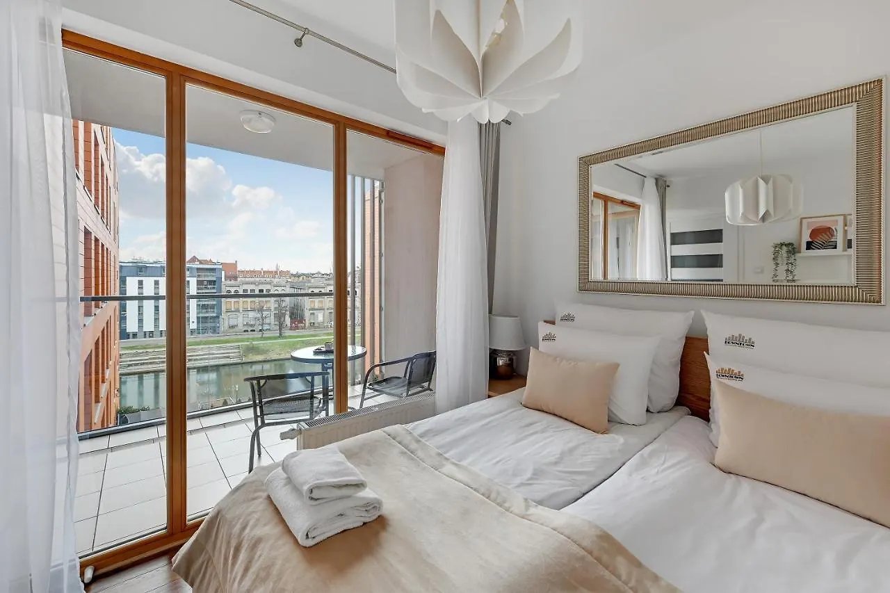 Aura - Riverside & Parking By Downtown Apartments Danzica 0*,