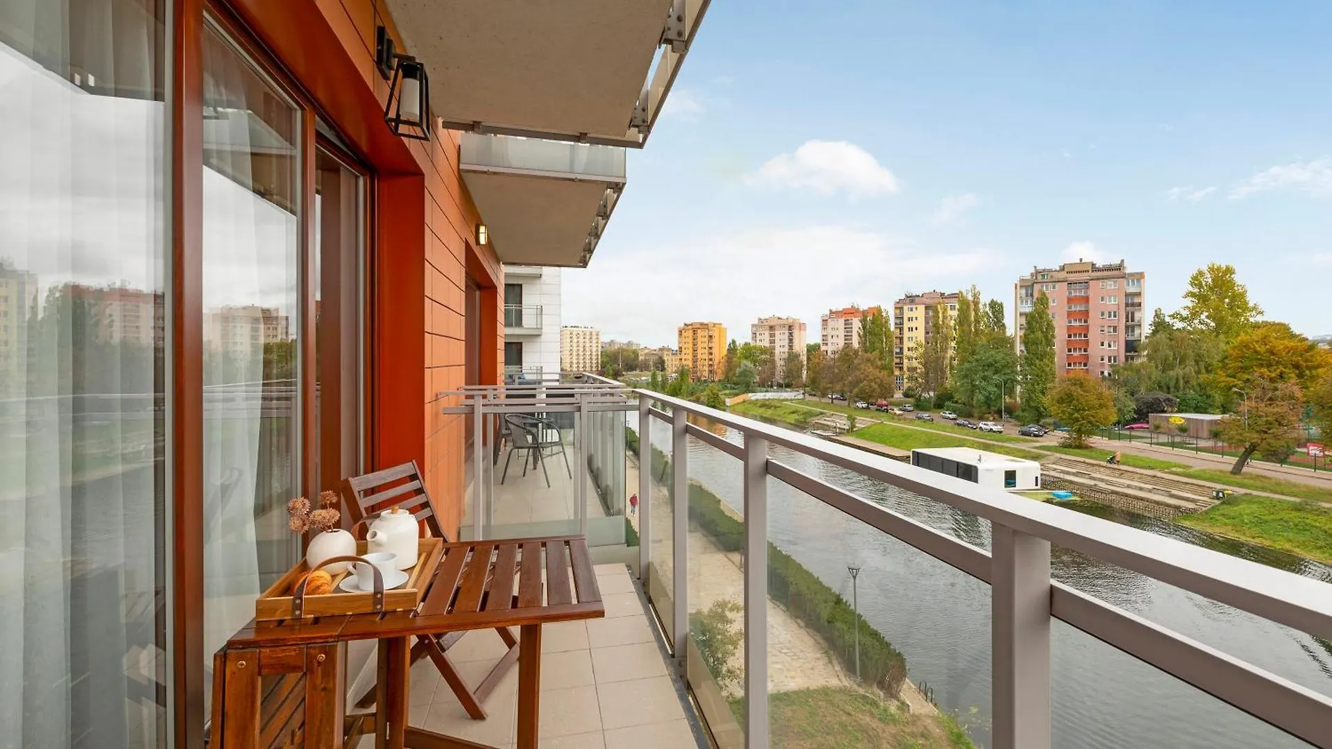 Aura - Riverside & Parking By Downtown Apartments Danzica 0*,  Polonia