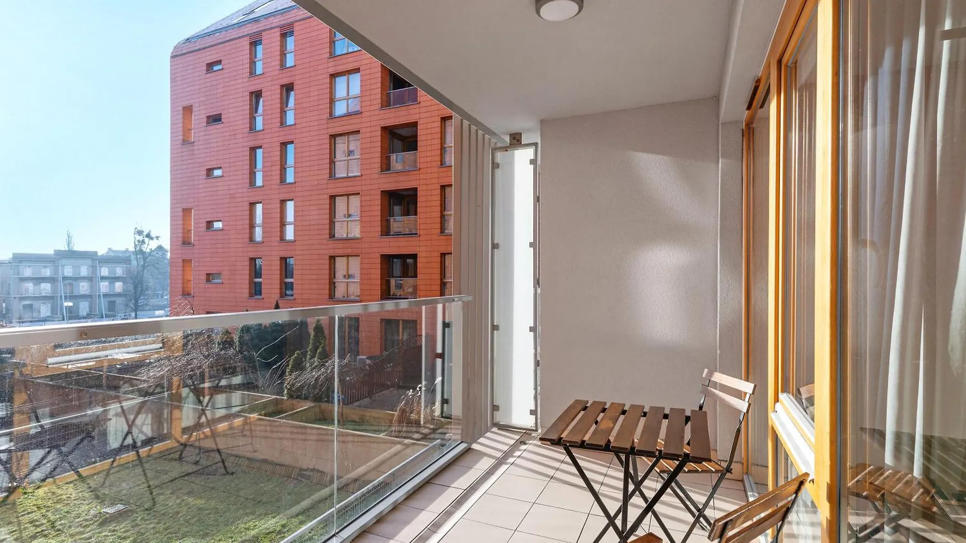 Aura - Riverside & Parking By Downtown Apartments Danzica