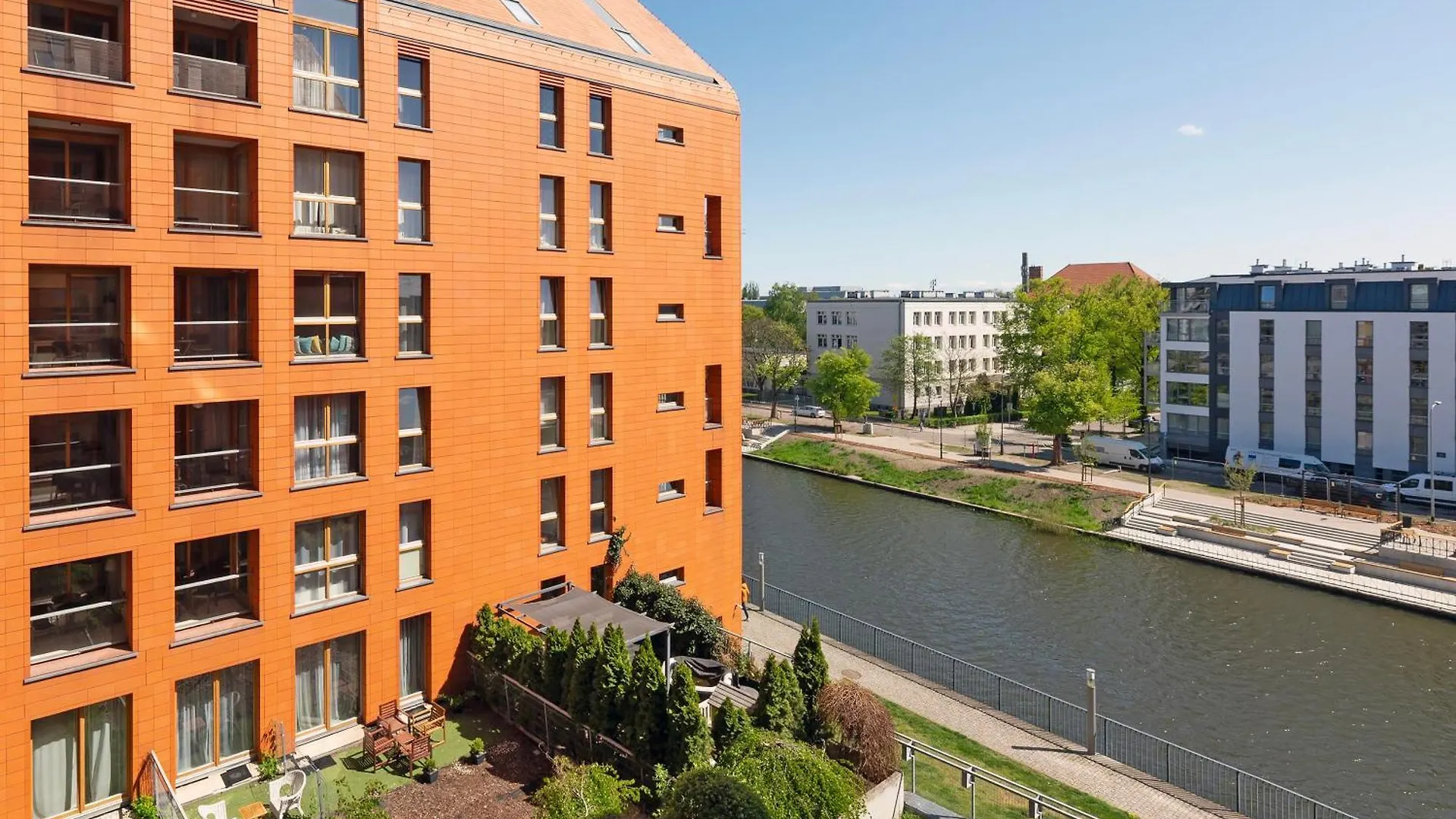 Aura - Riverside & Parking By Downtown Apartments Danzica
