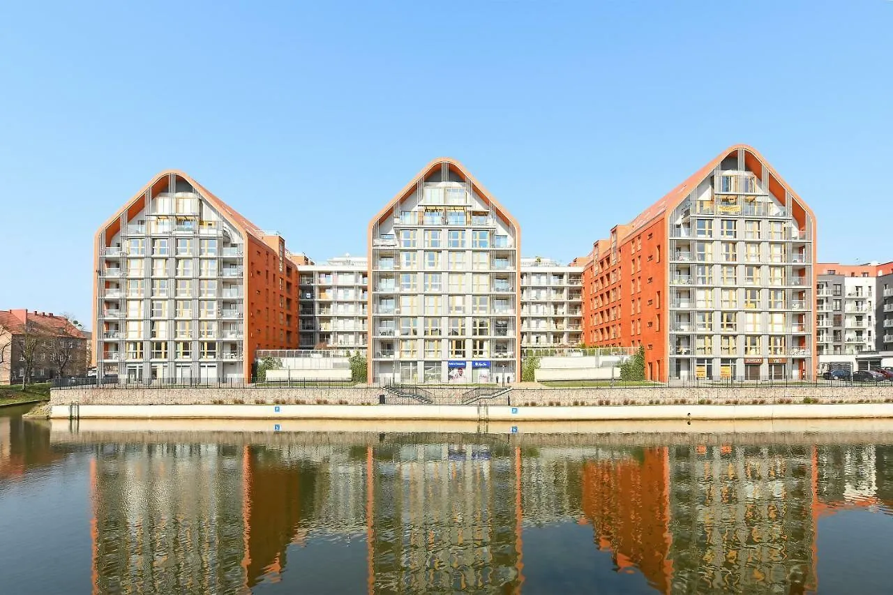 Downtown Apartments Aura - Riverside & Parking Gdańsk